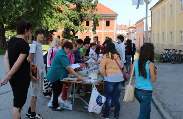 Velika pomoć roditeljima u nabavci školskih knjiga