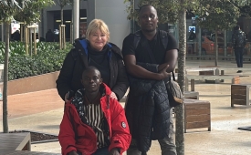 Hrvatska udruga "Putokaz za Afriku" prikupila novac za skupu operaciju mladića iz Afrike u Turskoj - sada može hodati