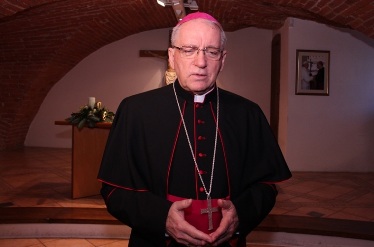 Obitelj u svjetlu božićnog sebedarja i milosrđa