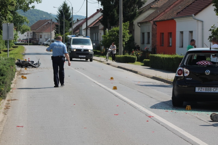 Dvoje motociklista teško ozljeđeni u sudaru s automobilom