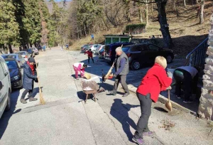 Radna akcija članova HPD "Sokolovac" Požega povodom nadolazećih 40. "Papučkih jaglaca"