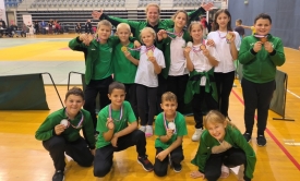 Judo klub &quot;Jigoro&quot; iz Jakšića nastupio je na Međunarodnom memorijalnom Judo turniru u Osijeku i osvojio 10 medalja