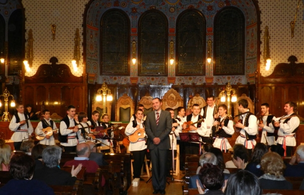 Zazvonile požeške tambure u Subotici