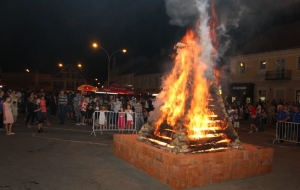 Zbog manifestacije "Ivanjski krijes" posebna regulacija prometa na Trgu sv. Trojstva u Požegi