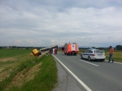 Automobilom podletio pod kamion i smrtno stradao