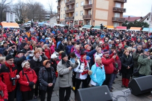 Više od tisuću planinara krstilo mošt i nazdravilo uz vinskog biskupa