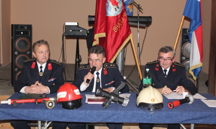 Navalno vozilo neregistrirano pa će na požare ići pješice