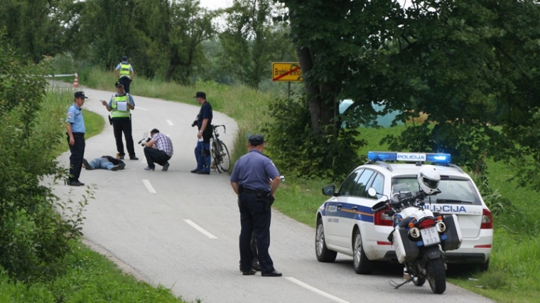Pao s bicikla i smrtno stradao