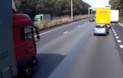 Tegljači na našim autocestama su tempirana bomba, zabranimo vožnju na tempomatu!