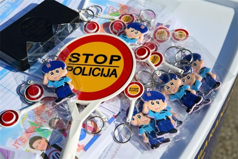 Sa početkom školske godine policija kreće s akcijom "Poštujte naše znakove"