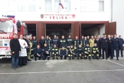 Vatrogasno navalno vozilo Mercedes