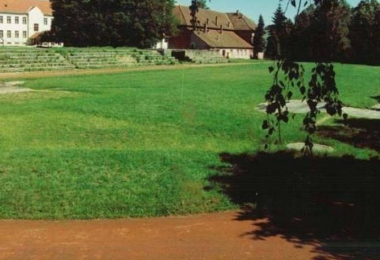 Gimnazijalci pokrenuli inicijativu obnove ostatka Atletskog stadiona