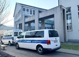 Pregledom odgojno-obrazovnih ustanova na nekoliko lokacija utvrđeno da su dojave bile lažne