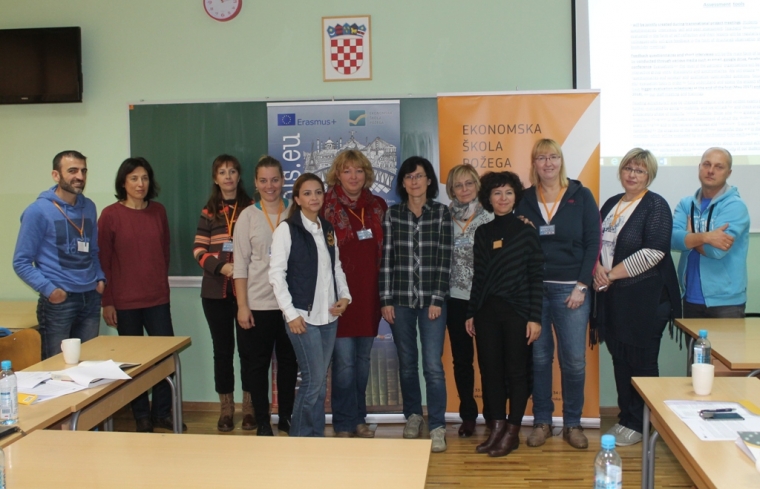 Potaknuti čitalačke aktivnosti učenika