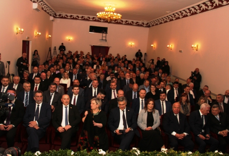 Održana Svečana sjednica u prigodi obilježavanja Dana Požeško-slavonske županije i nagrađeni najzaslužniji