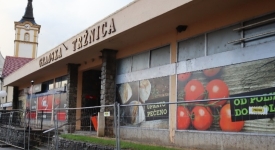 Zbog nastavka izvođenja radova uklanjanja zgrade bivše Gradske tržnice na Trgu Sv. Trojstva, privremeno se zatvara promet od 29. rujna