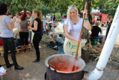 Najbolji ajvar pripremila ekipa „Mirisi jeseni“