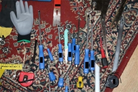 Osumnjičen 19-godišnjak za kazneno djelo krađe elektromaterijala iz prikolice trgovačkog društva iz Kutjeva