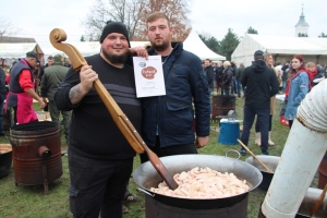 Čvarak fest u Baranji dobio i najboljeg ovogodišnjeg čvarak majstora za "baranjske tartufe"