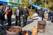 Miris kestena najavio Jesenski sajam