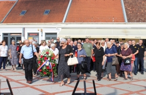 Položeni vijenci i zapaljene svijeće uz sjećanje na prije 29 godina veličanstvenu Oluju 95' i obilježen Dan pobjede i domovinske zahvalnosti te Dan branitelja