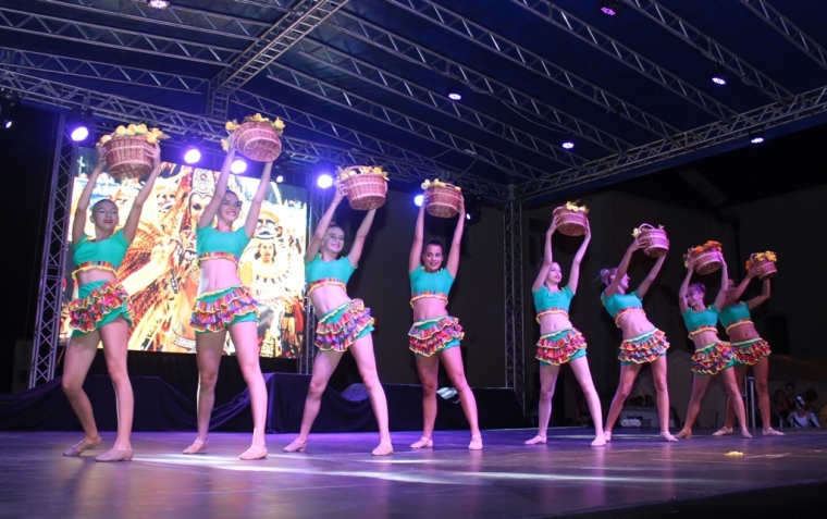 Festival plesa i „Plesni put oko svijeta“