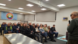 Predavanje slijepog planinara i kipara Emila Mandarića o svojim iskustvima u planinarenju