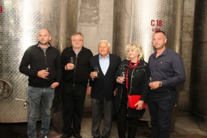 Naš poznati vinar Ivo Enjingi proslavio 80. rođendan i otvorenje novog velikog vinskog podruma u Hrnjevcu