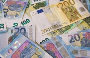 51-godišnjak objavio oglas za prodaju a tobožnjem kupcu dao sve podatke o svom računu za uplatu - ovaj mu skinuo novac s računa