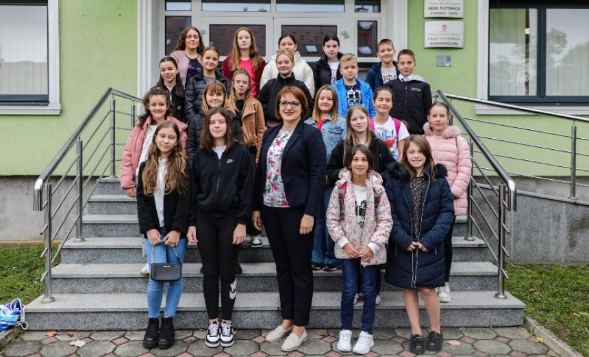 Konstituirajuća sjednica novog saziva Dječjeg gradskog vijeća Pleternice - nova dječja gradonačelnica je učenica Petra Kladarić