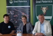 Dobra zabava i Hladno pivo