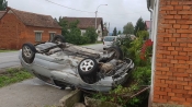 Traži se vozač koji je uzrokovao prometnu nesreću u Mihaljevcima