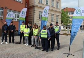 U centru Požege održana preventivna akcija &quot;Vozi bez mobitela&quot; s ciljem svjesnosti vozača o rizicima korištenja mobitela u vožnji