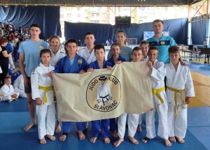Džudaši  "Slavonca" iz Čaglina sa turnira u Doboju se vratili s 12 medalja