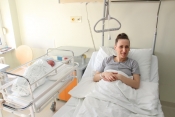 Prva beba u Novoj 2020. godini Ino Kovačević iz Požege