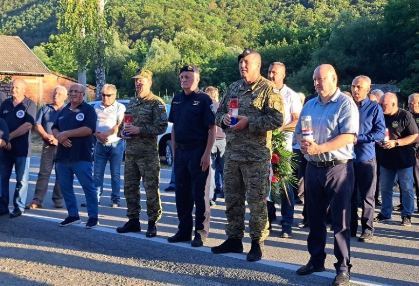 Položeni vijenci prigodom obilježavanja 34. obljetnice prvog sukoba hrvatske policije s agresorom na području Požeštine