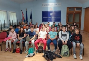 Preventivni program za učenike osnovnih škola "Mogu ako hoću"