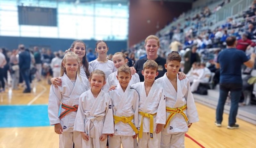Judo klub "Jigoro" iz Jakšića osvojio 11 medalja na Međunarodnom judo turniru 18. Memorijalu Josipa Potneka u Osijeku