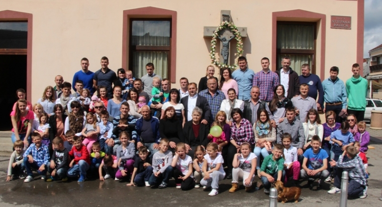 Dragica Vidakušić proslavila svoj 82. rođendan