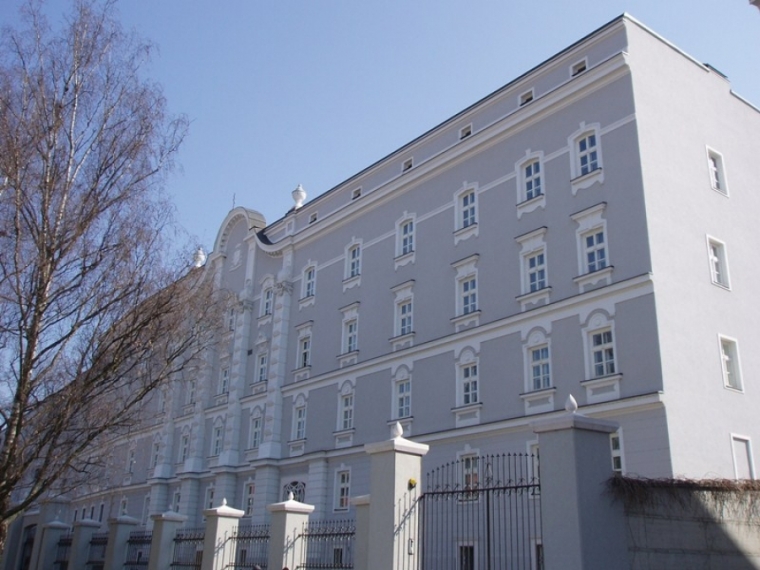 Svećenici primili nove dekrete