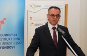 Zašto neki portali pišu samo da bacaju blato ne vodeći računa ni o trunki istine