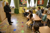 Gradonačelnik poklonio svim požeškim osnovnoškolcima ulaznice za klizanje