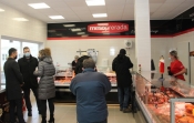 Požeška tržnica nakon duge pauze dobila mesnicu s domaćim slavonskim mesom i prerađevinama