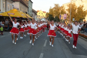Zaplešimo kroz plesne stilove i boje