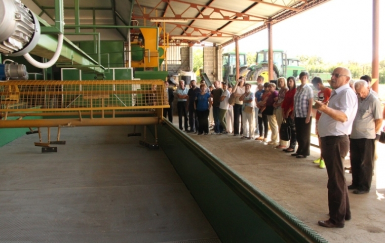 Sušenje bučine koštice pomoću poljoprivrednih ostataka