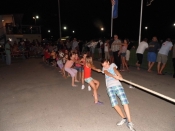 Ulične ekipe potezale uže