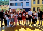 Pobjednice “Zlatnog mikrofona” Mia Rezo i Lana Bobek
