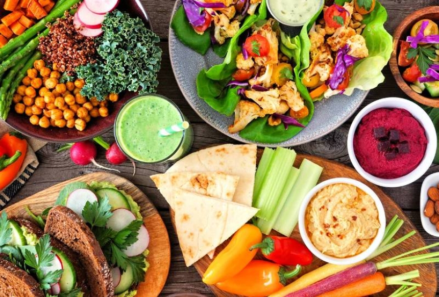 Izazov za održivije prehrambene navike kroz "Zeleni izazov" i kuharicu "Biraj biljno, jedi fino"