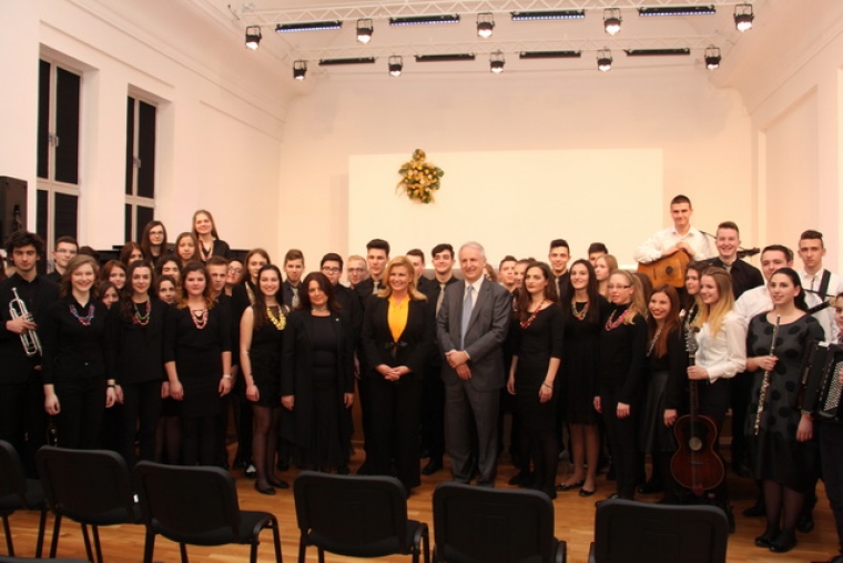 Ugodno iznenađena jer do sada nitko nije održao koncert za predsjednicu