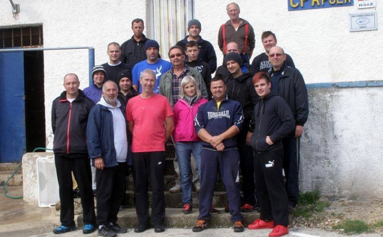 Ronioci aktivni i bez otuđene opreme